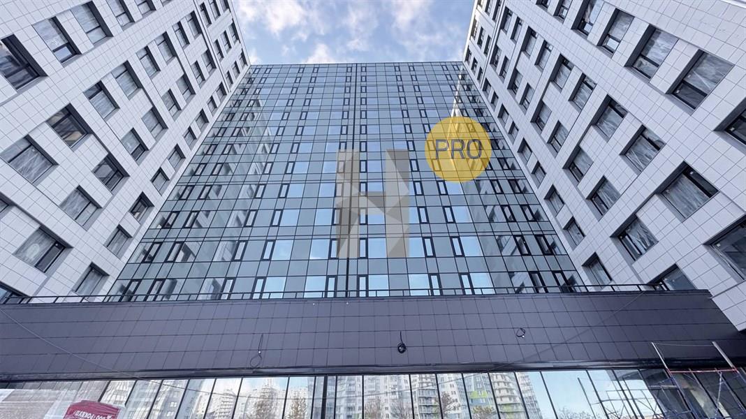 Ladozhsky AVENIR