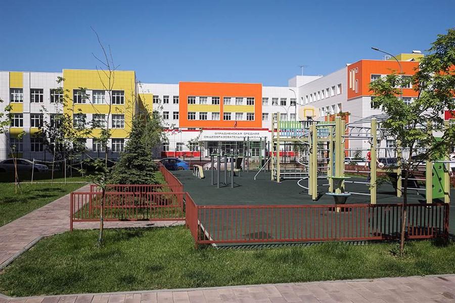 4—комн. квартира, 94.4 кв.м, 1/17 этаж